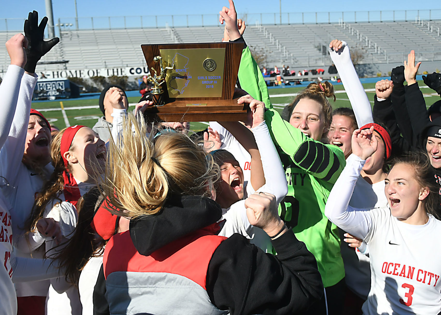 111719_spt_ocgirlssoccer00123685